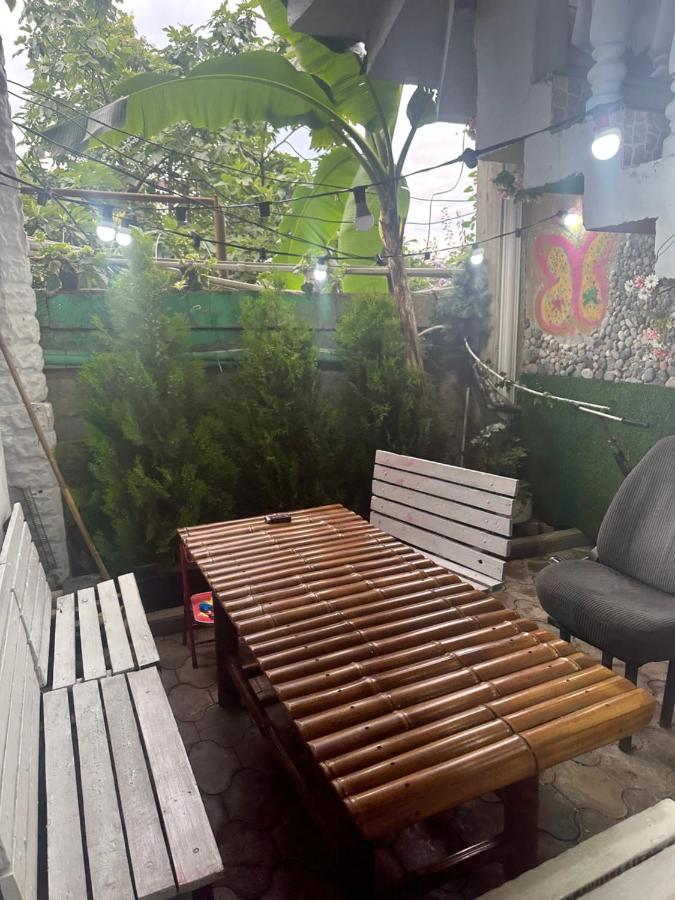 Twins Guest House By Black Sea Kobuleti Bagian luar foto